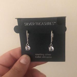 Sterling silver 925 drop earrings new round crystal design brand new